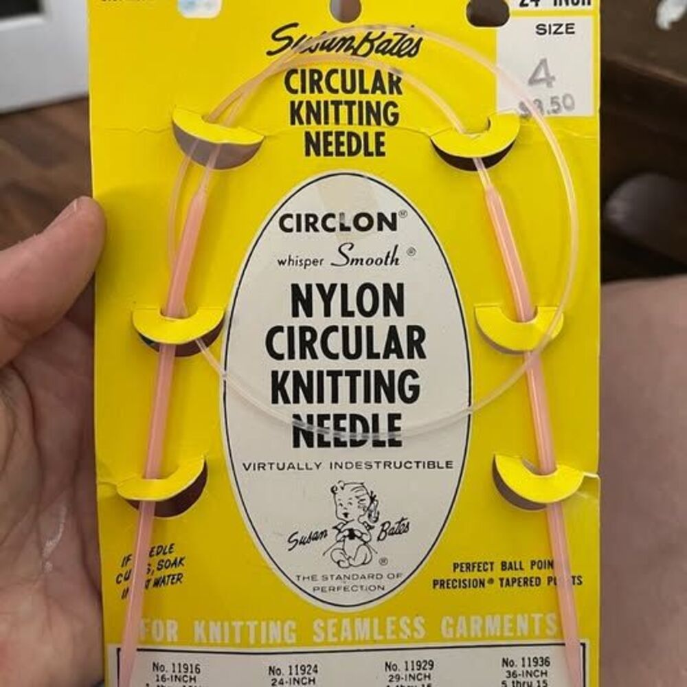 Susan Bates Circlon 24-Inch Size 4 Nylon Circular Knitting Needle